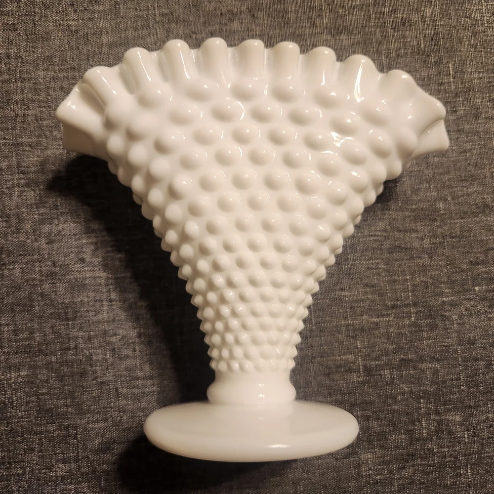 Fenton vintage milkglass